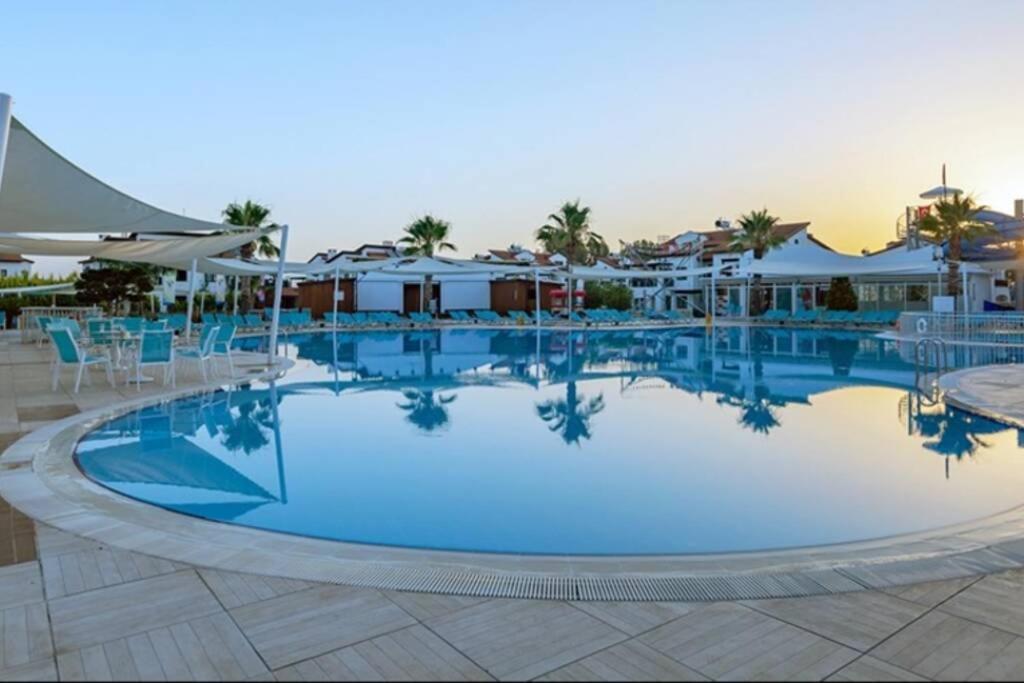 Fun&Sun Two Villas For Big Families Belek Bagian luar foto